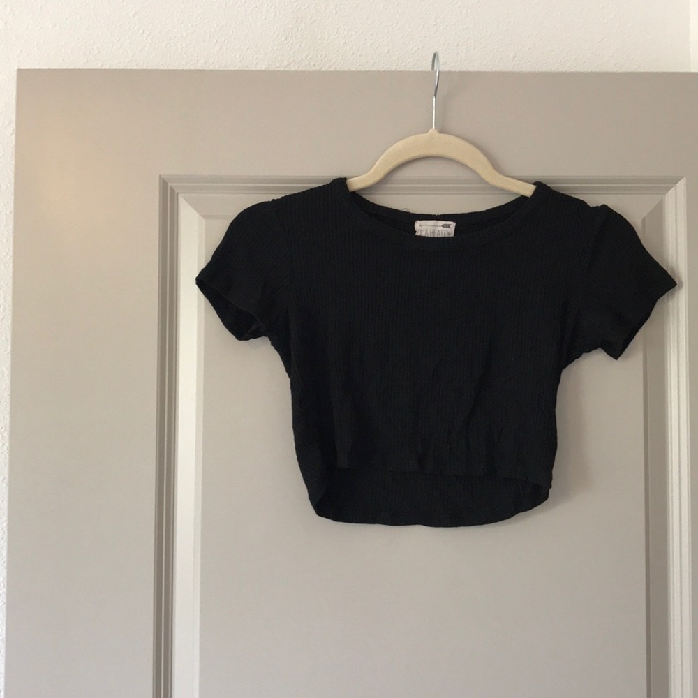 Black Pacsun Crop Top
